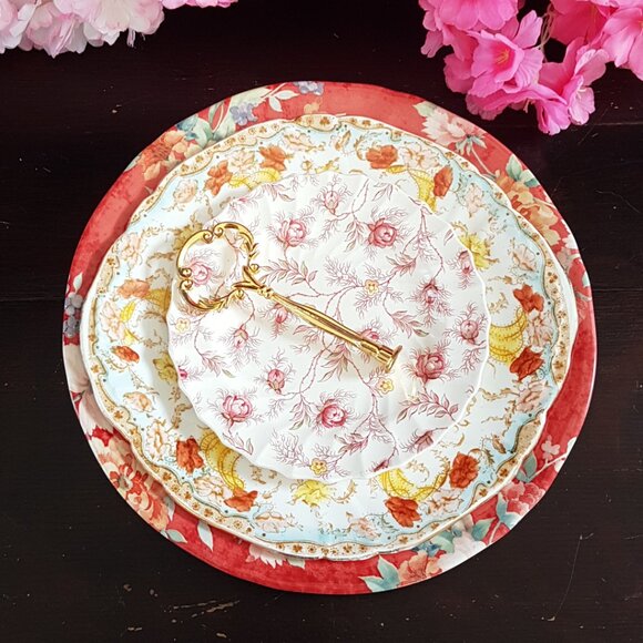 Handmade 3-Tier Cake Stand Mixed Floral Wedding Tea Party Dessert Serving Tray - Picture 6 of 13